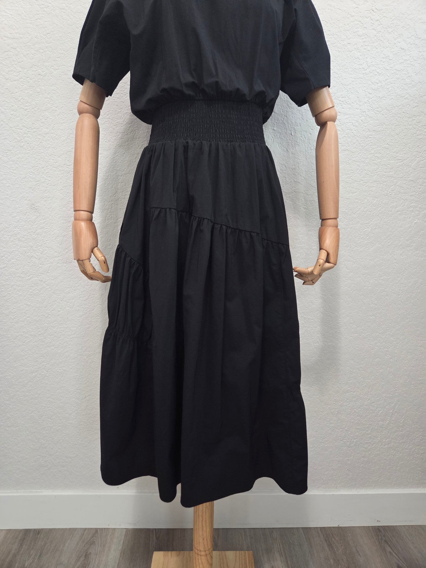 DRESS 002