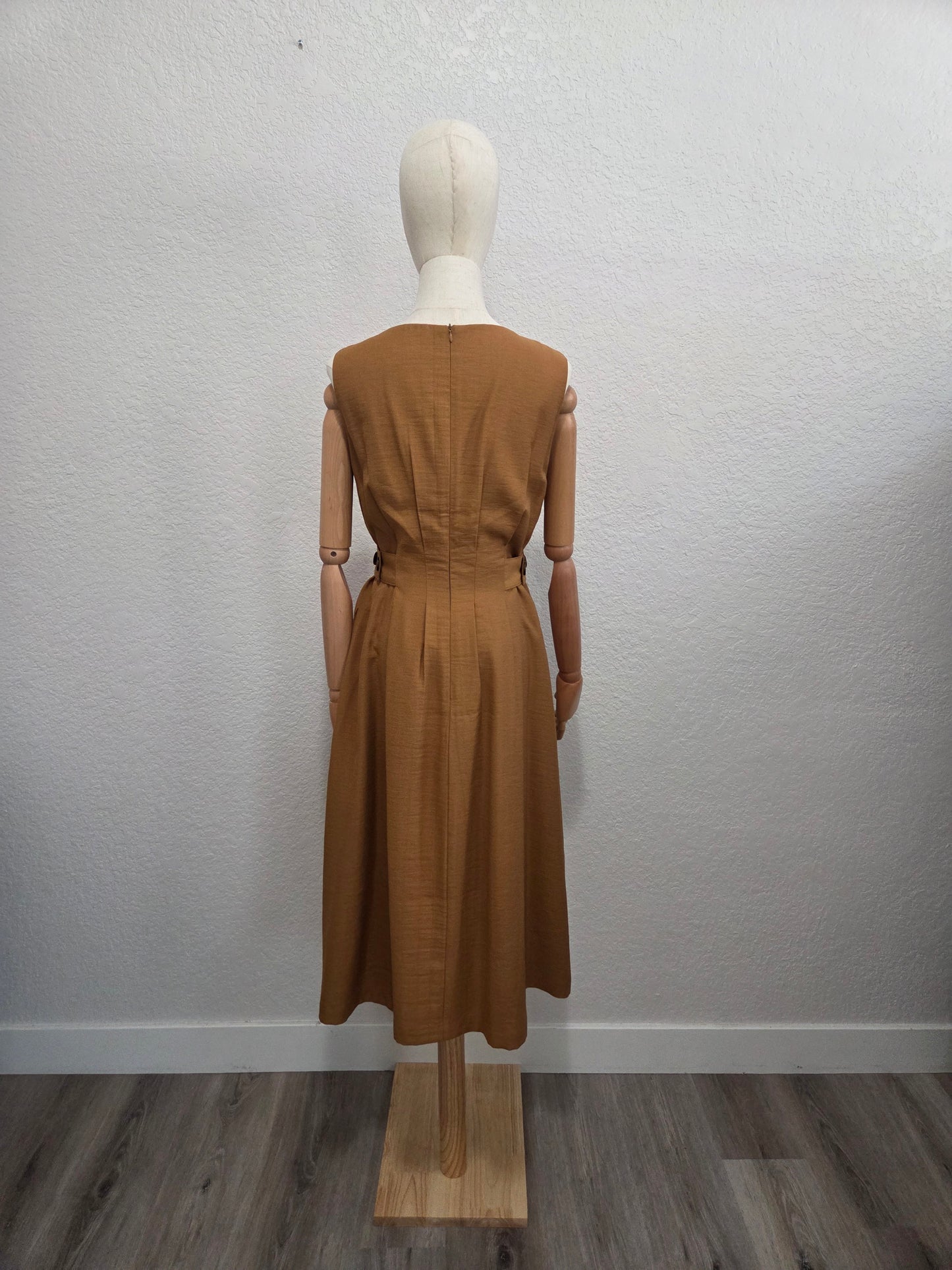 DRESS 001 — Golden Camel