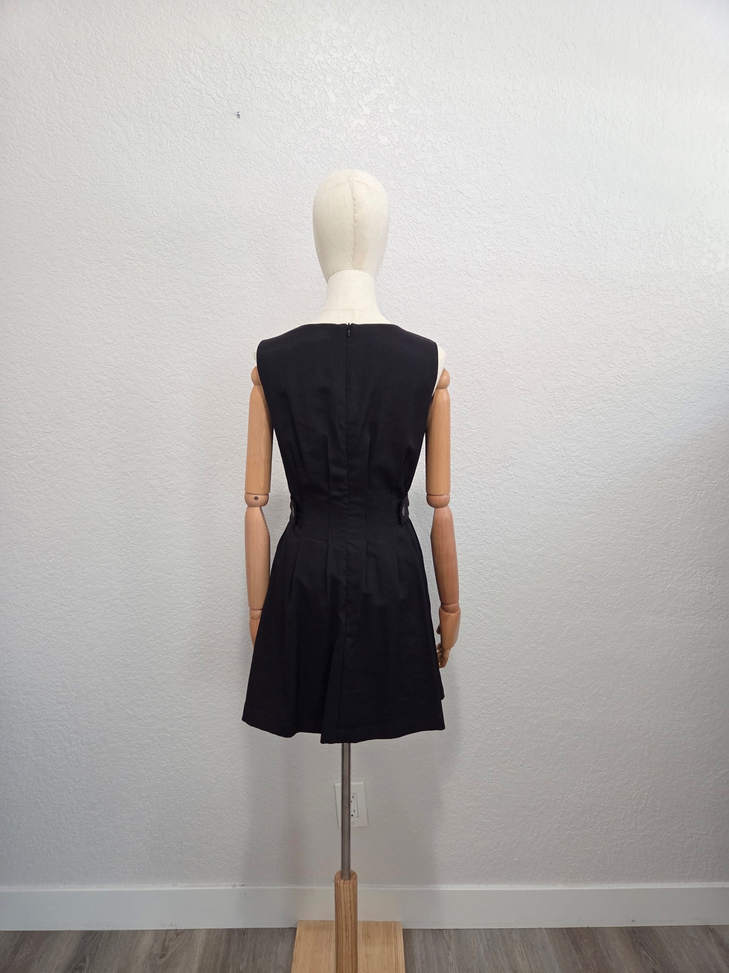 DRESS 001 — Mini Edition